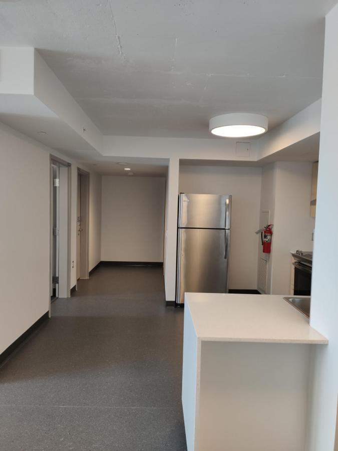 Toronto Metropolitan University-Daphne Cockwell Complex Residence 외부 사진