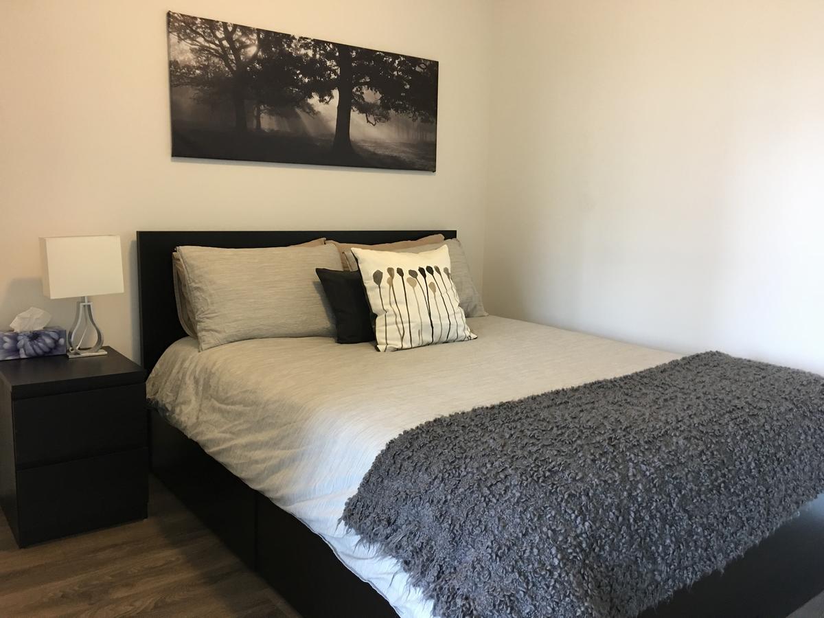 Toronto Metropolitan University-Daphne Cockwell Complex Residence 외부 사진