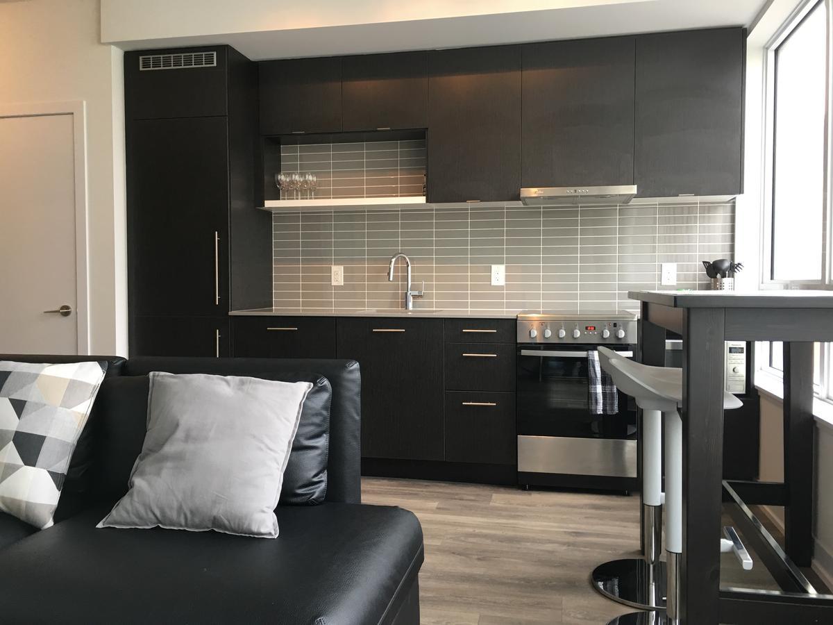Toronto Metropolitan University-Daphne Cockwell Complex Residence 외부 사진