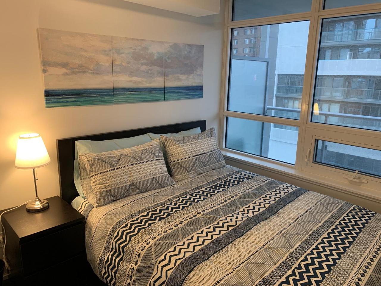 Toronto Metropolitan University-Daphne Cockwell Complex Residence 외부 사진